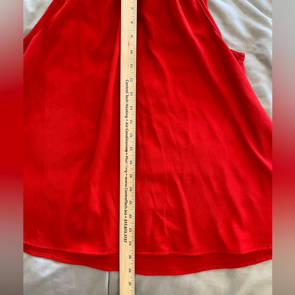 NWT 2Hearts Sleeveless High Neck Top with back Tie Size Small - Picture 10 of 10